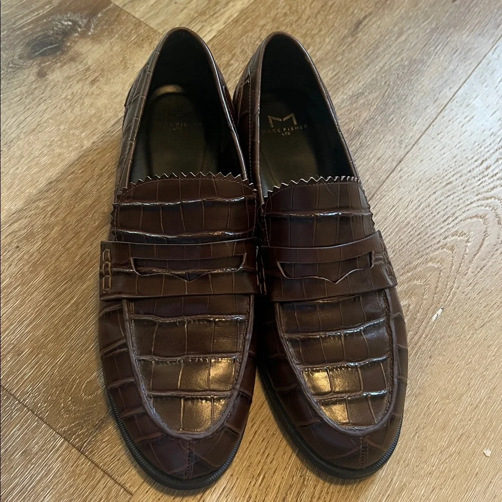 Marc Fisher Men's Brown Leather Upper Loafers size 9.5